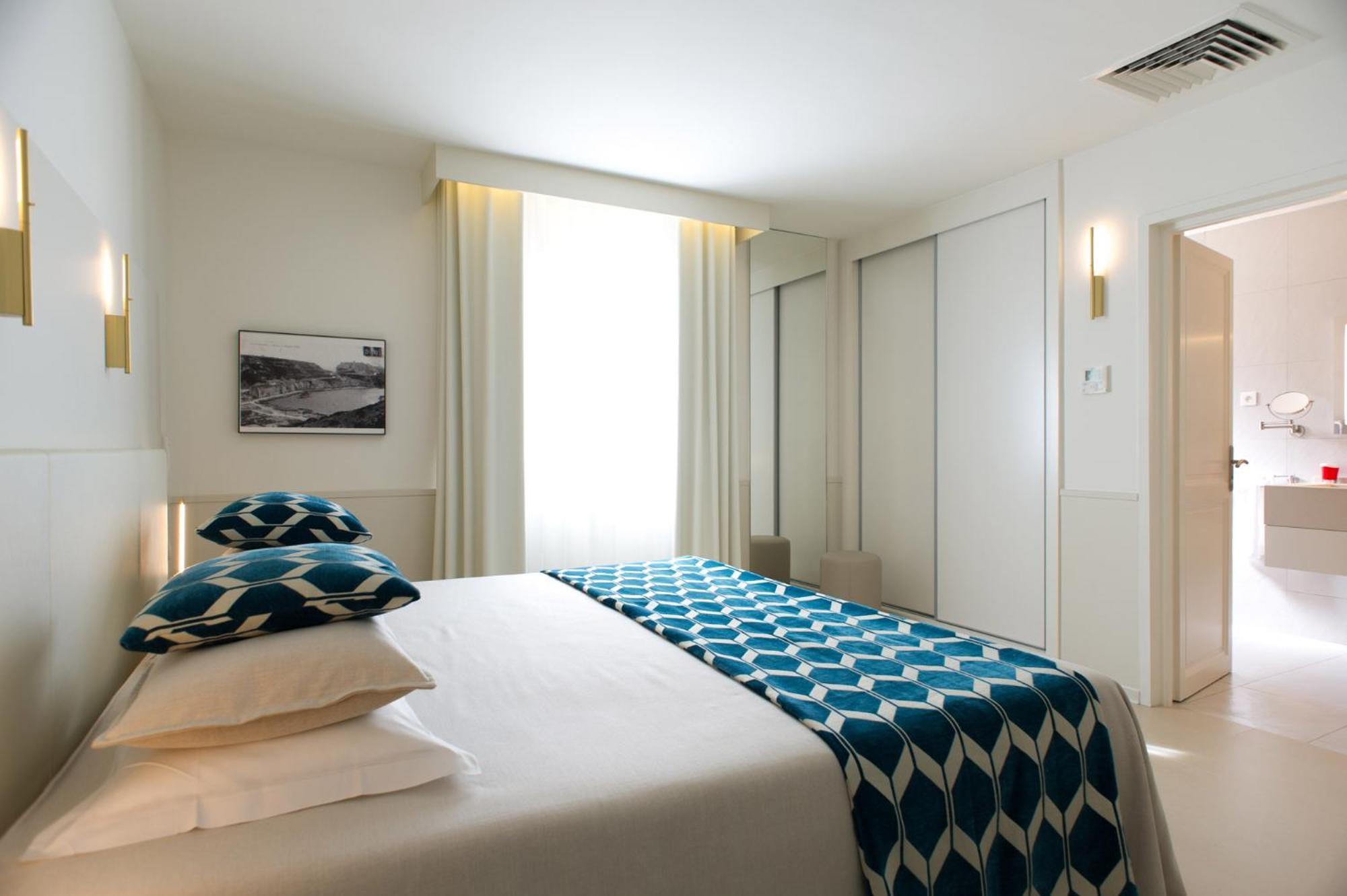 Standard Double Room,643119009:JPEG