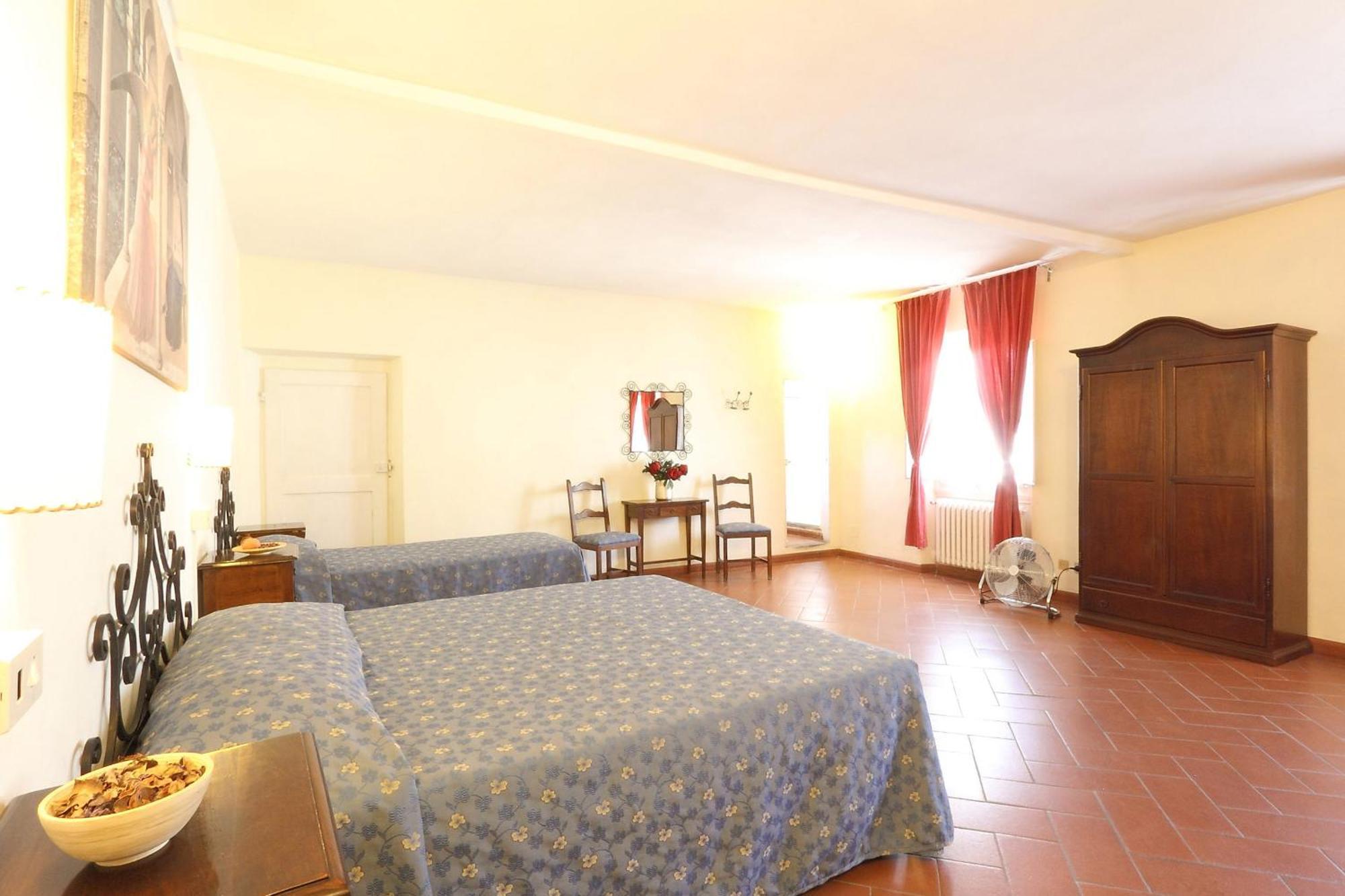 Double Room Private Bathroom