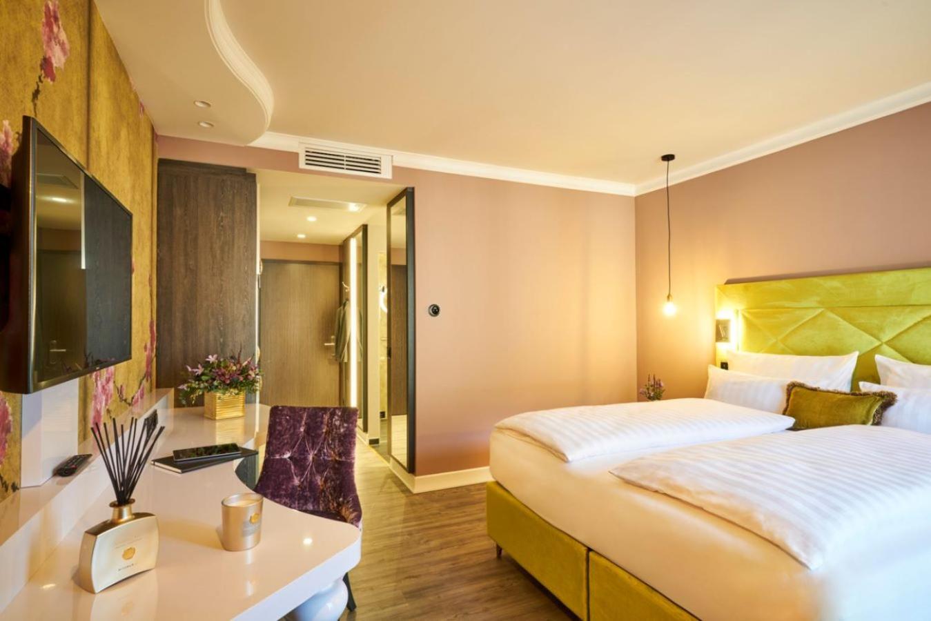 Grand Deluxe Double Room,1219181893:JPEG