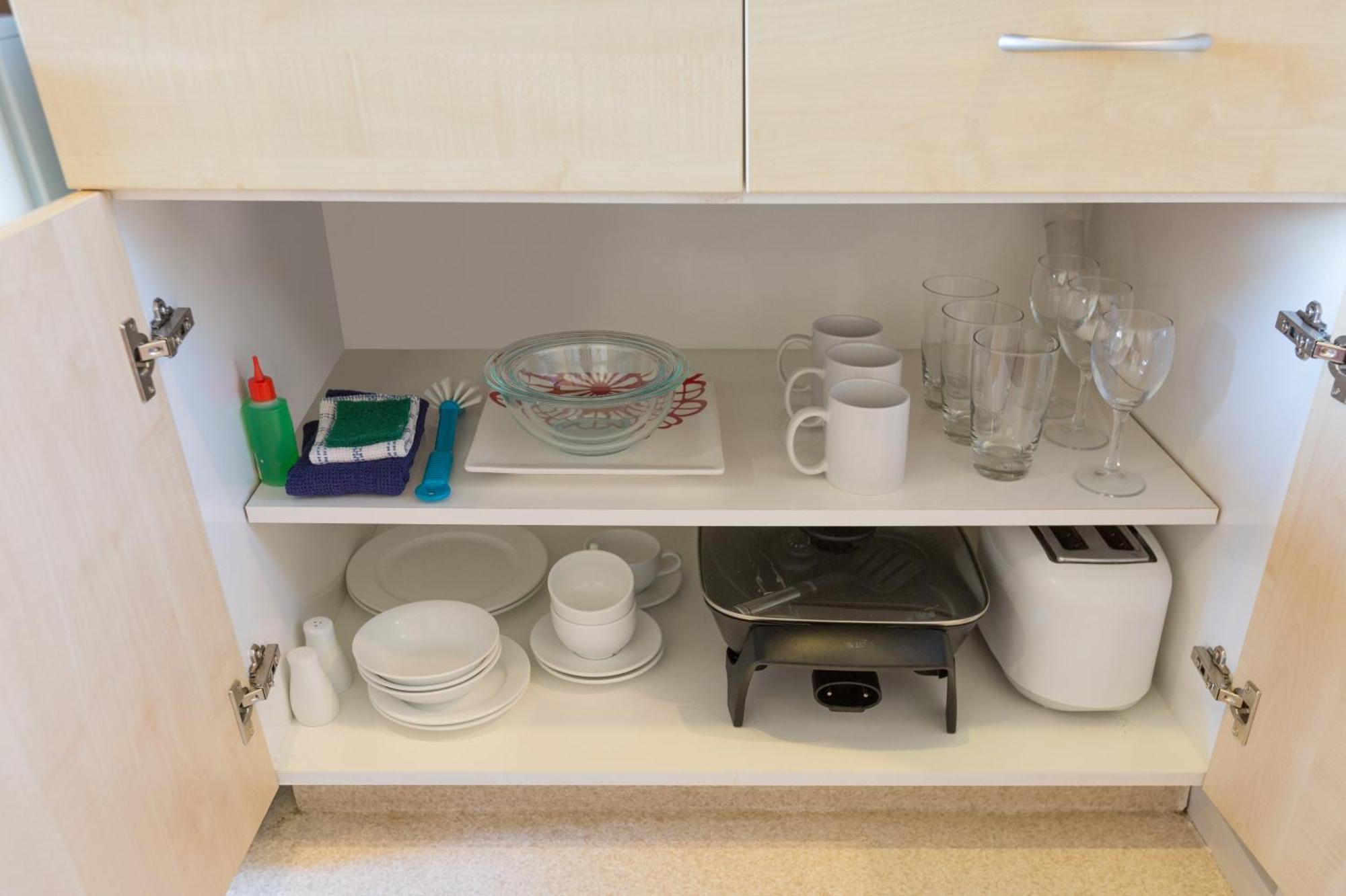 One Bedroom Spa Unit,1742744227:JPEG