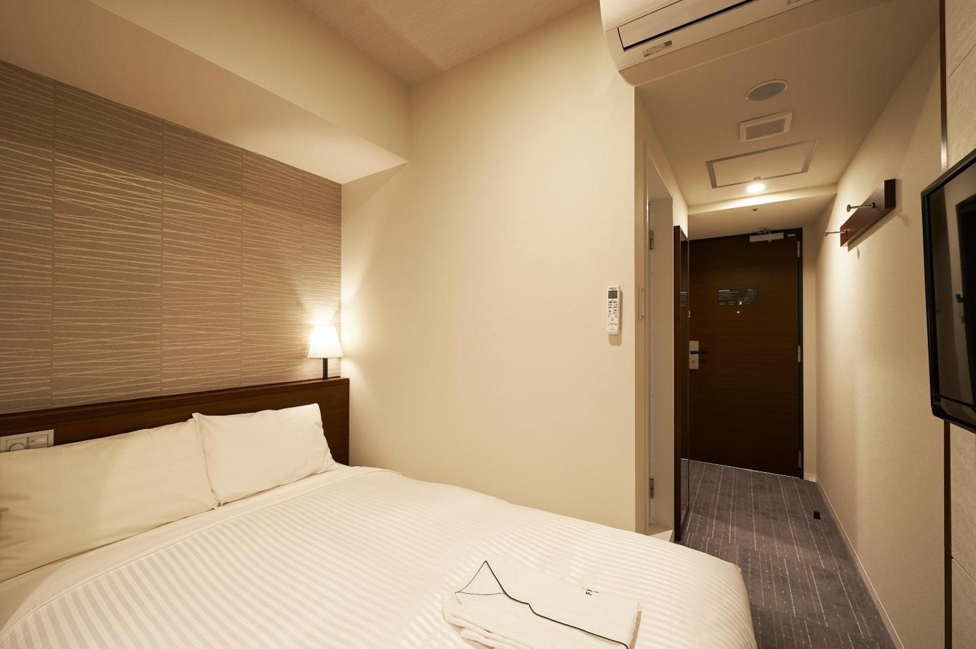 Double Room with Small Double Bed - Non-Smoking,1222502257:JPEG