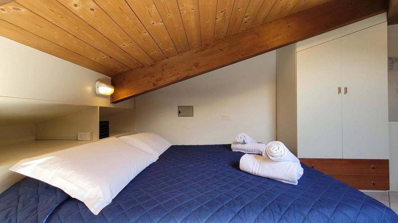 Economy Triple Room,1225321961:JPEG