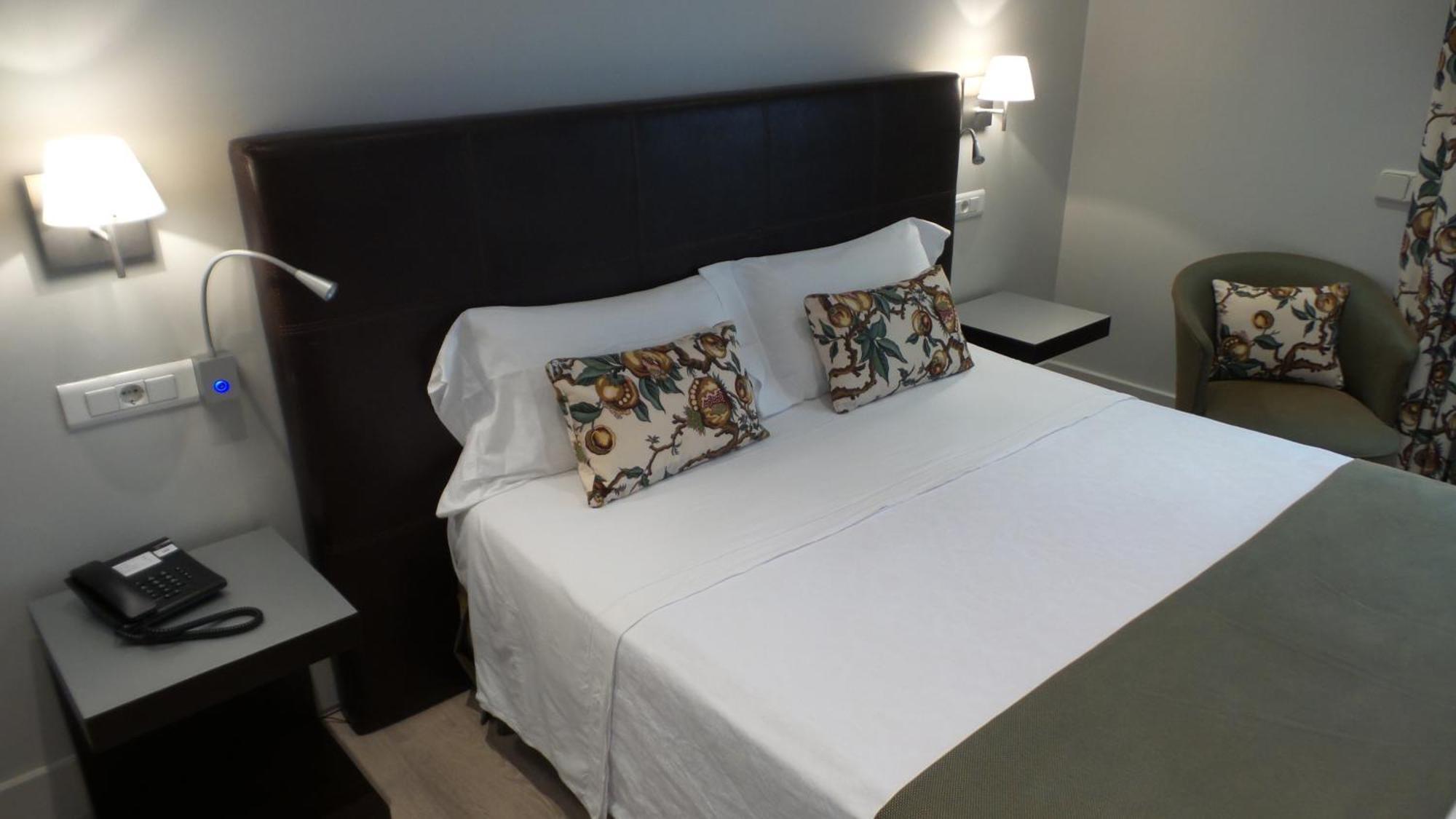 Single Room,1226821946:JPEG