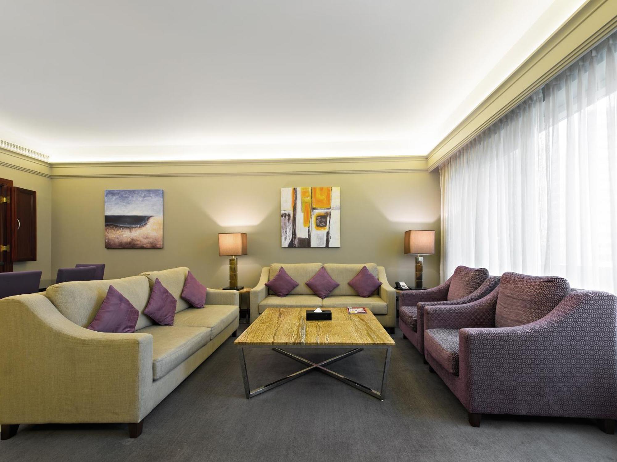 Royal Two Bedroom Suite,698002794:JPEG