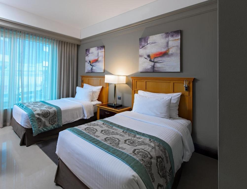 Superior One Bedroom Suite,1228303841:JPEG