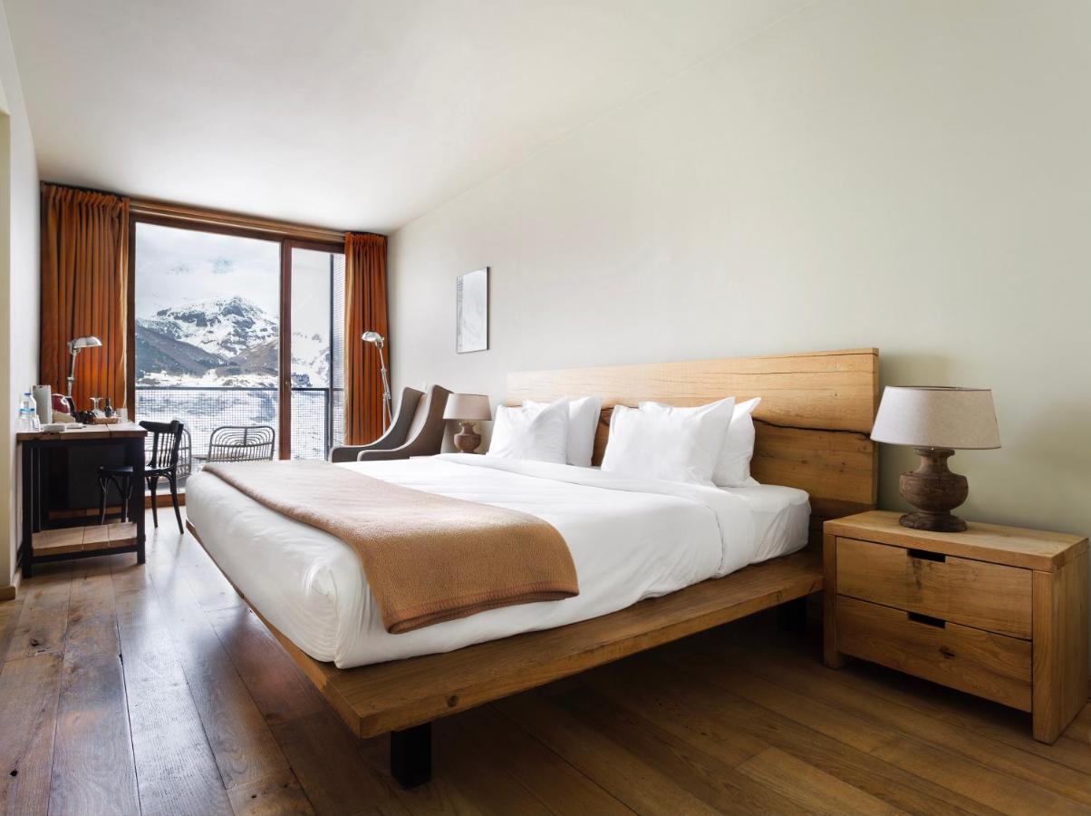 Double Room Mountain View