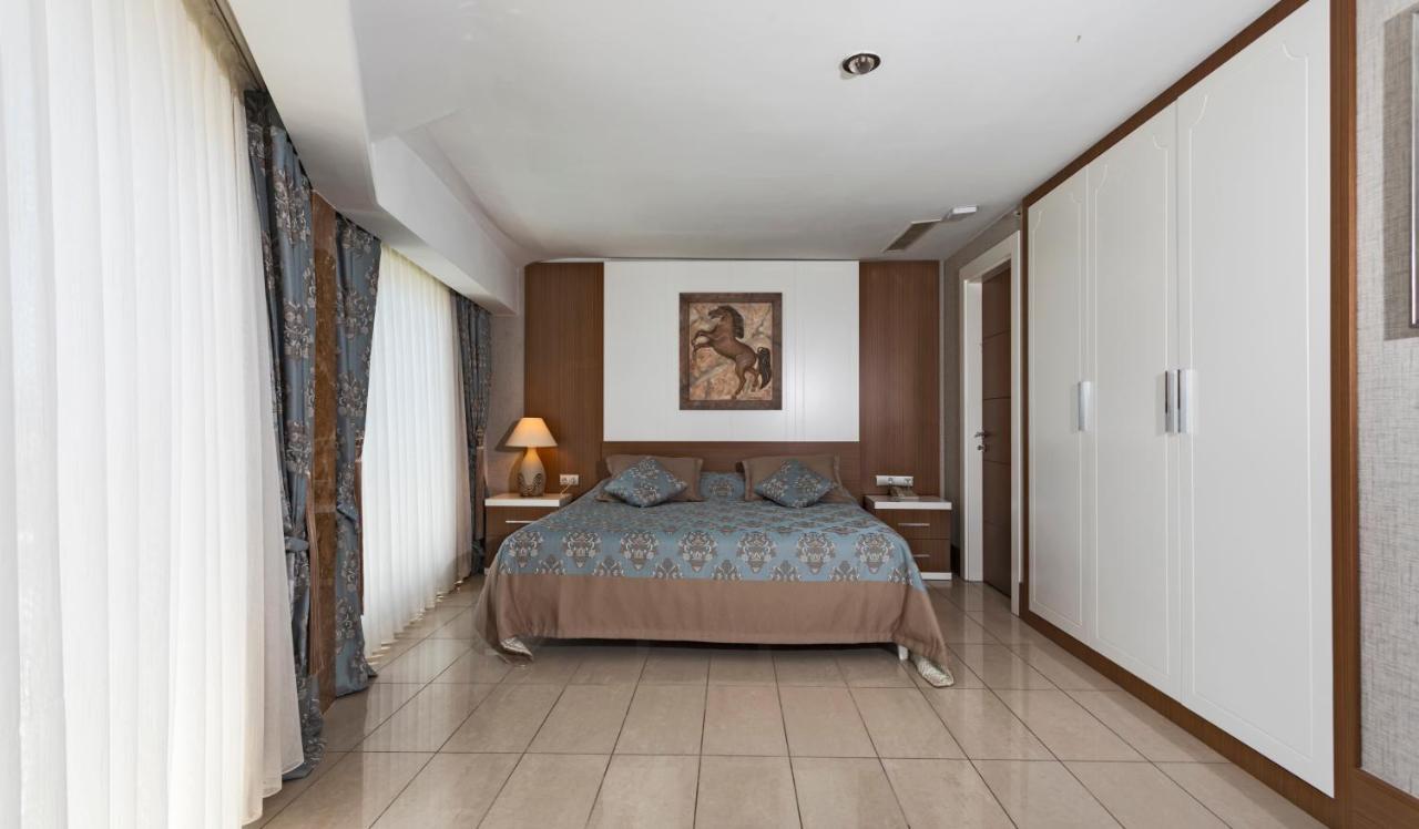 King Suite Sea View Spa Bath
