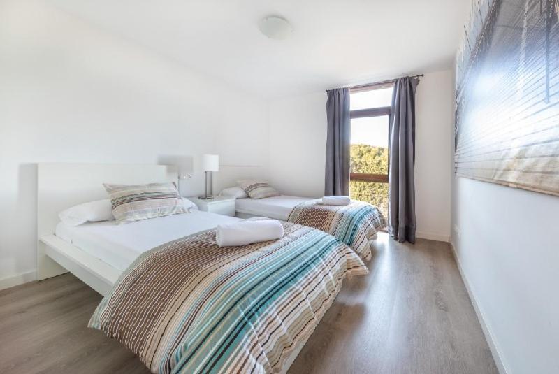 Superior 2 Bedroom Apartment Sea View