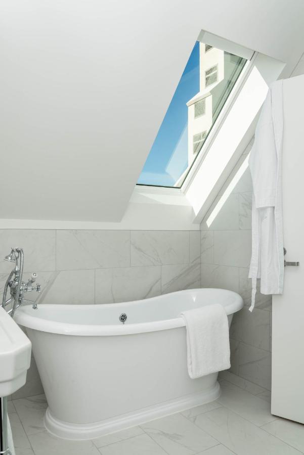 Royal Skylight Room