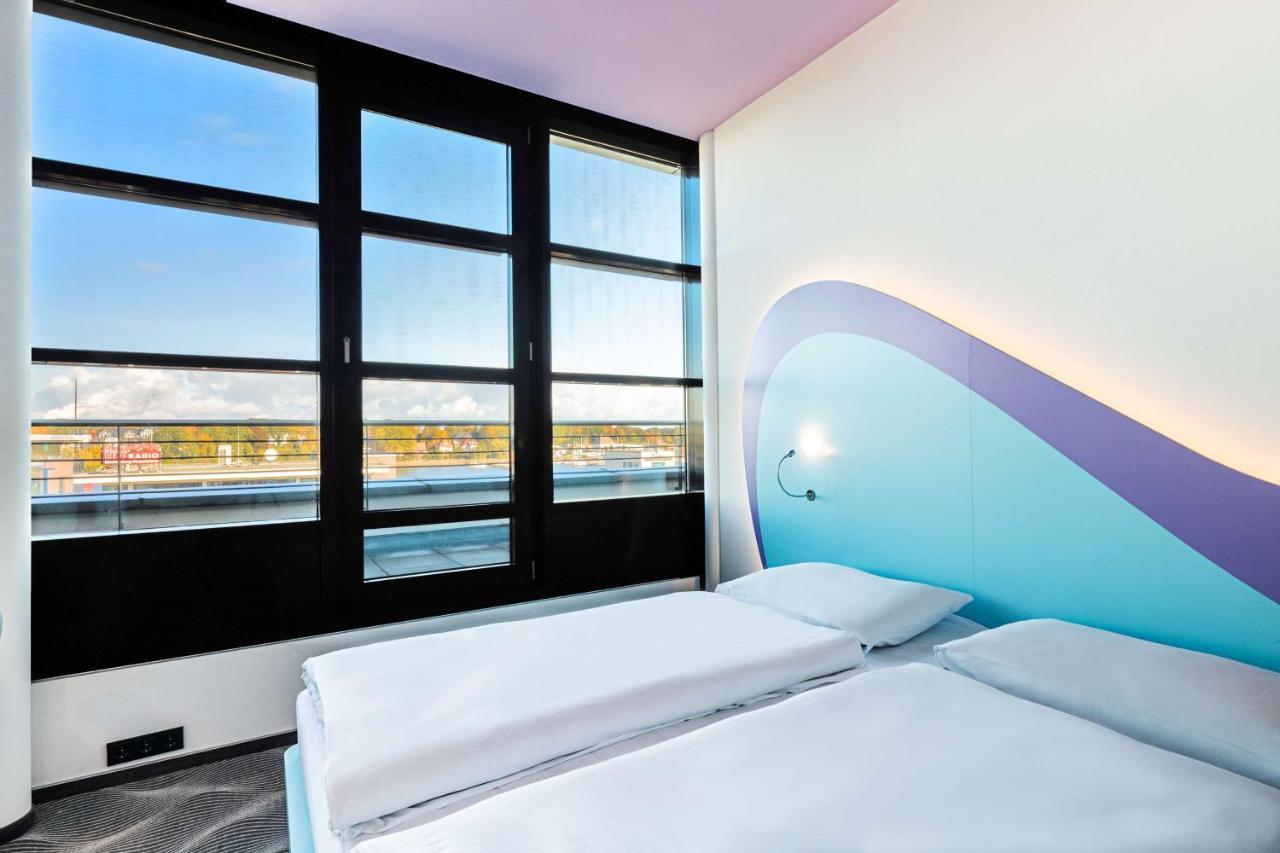 Superior Design Room Balcony