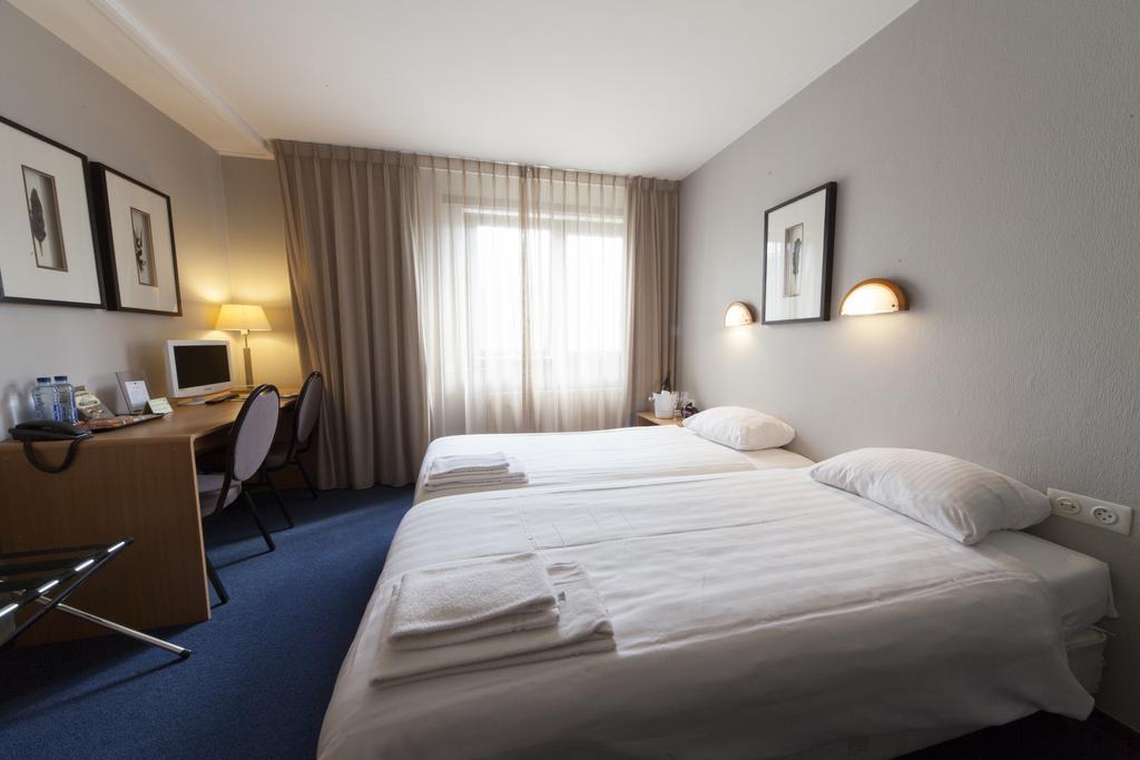 Triple Room,1405685378:JPEG
