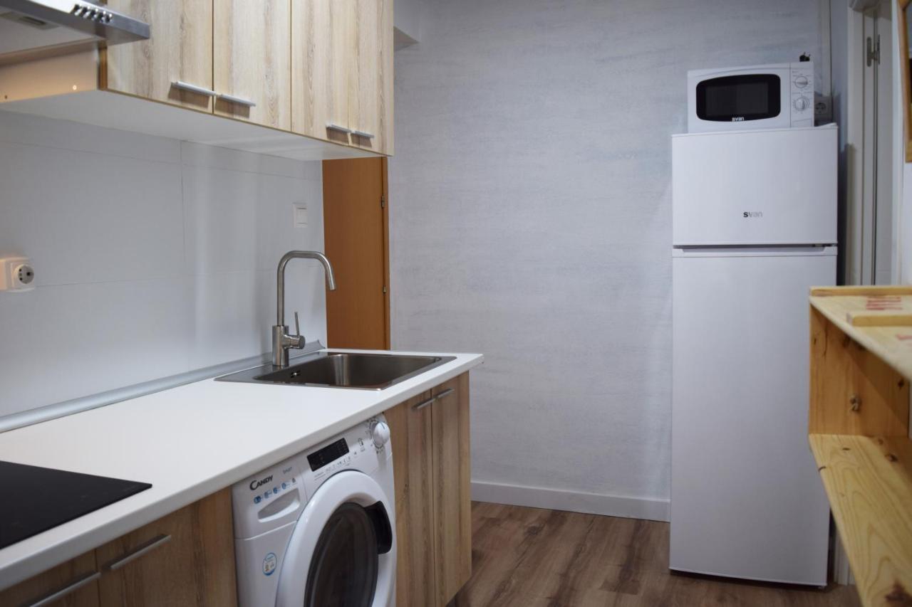 One-Bedroom Apartment,1253141518:JPEG