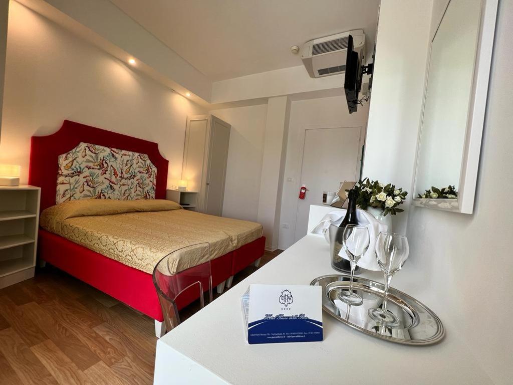 Double or Twin Room Bathroom