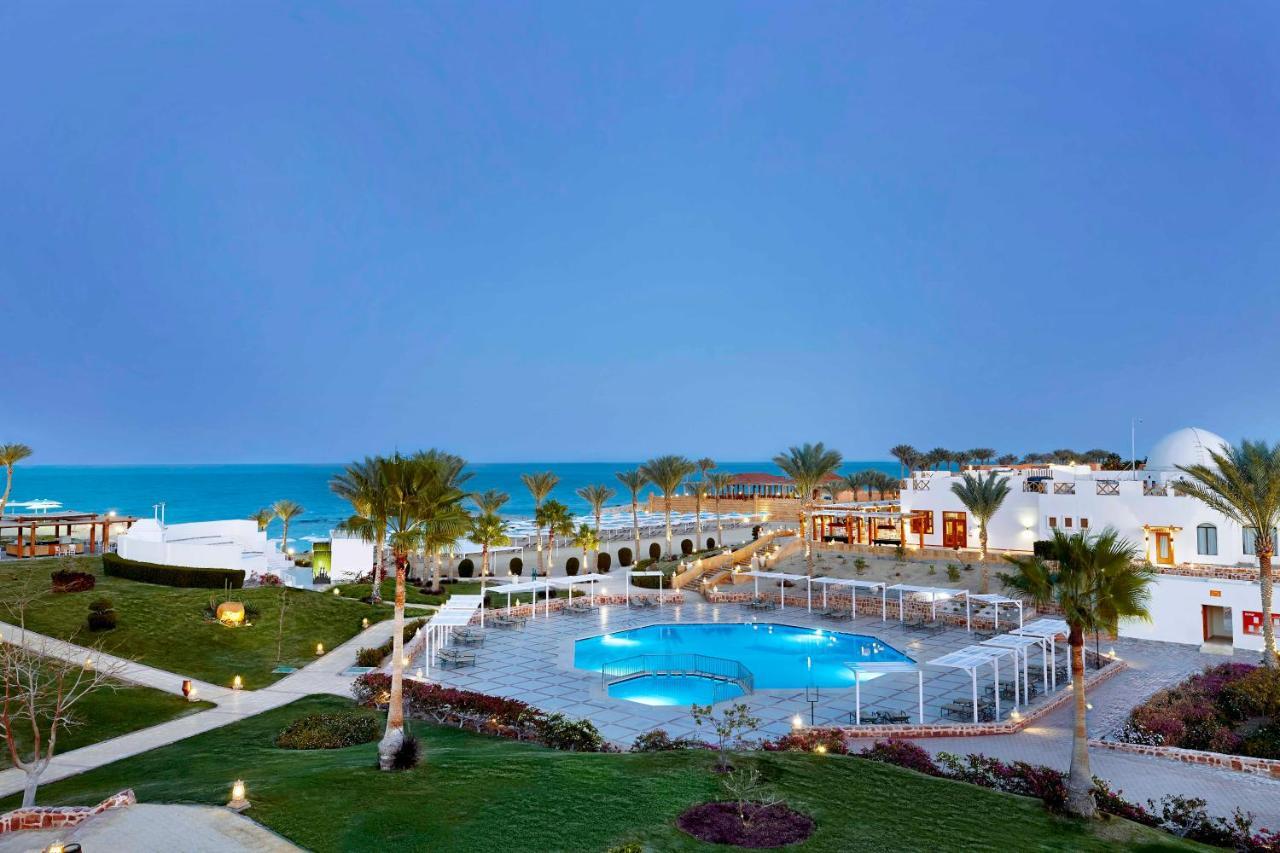 Standard, King or Twin Bed, Pool View,1310633500:JPEG