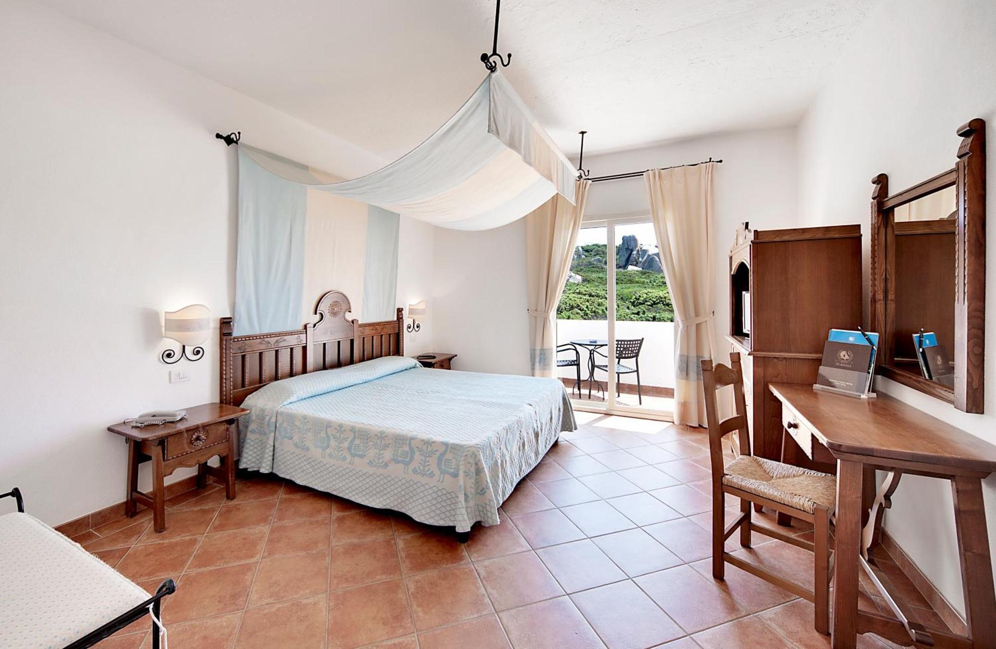 Classic Triple Room,1274693917:JPEG