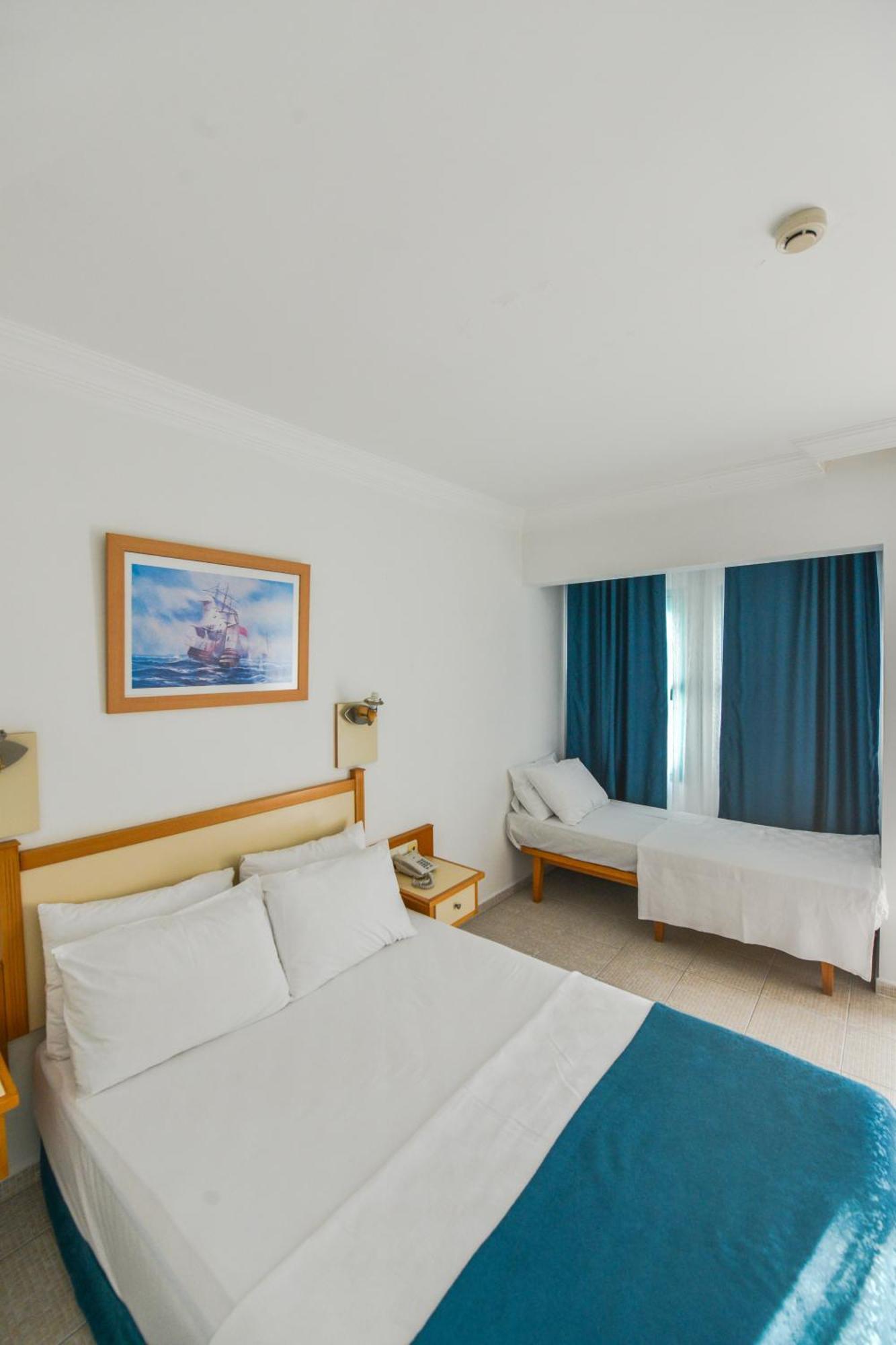 Standard Triple Room,1274981140:JPEG