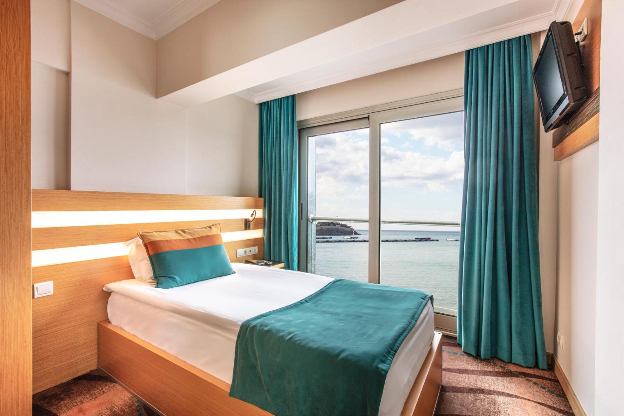 Single Room Sea View,1275194134:JPEG