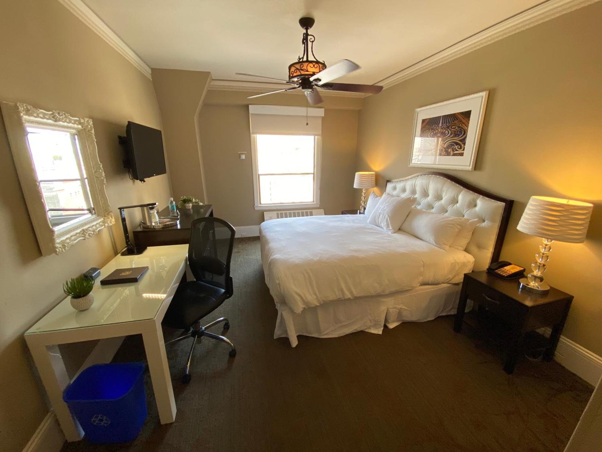 Superior King Room,1020254716:JPEG