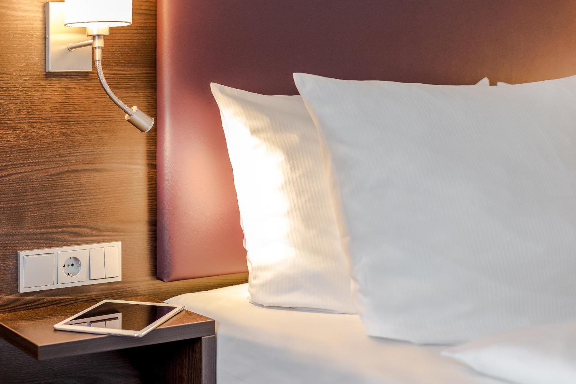 Standard Double Room,1276959043:JPEG