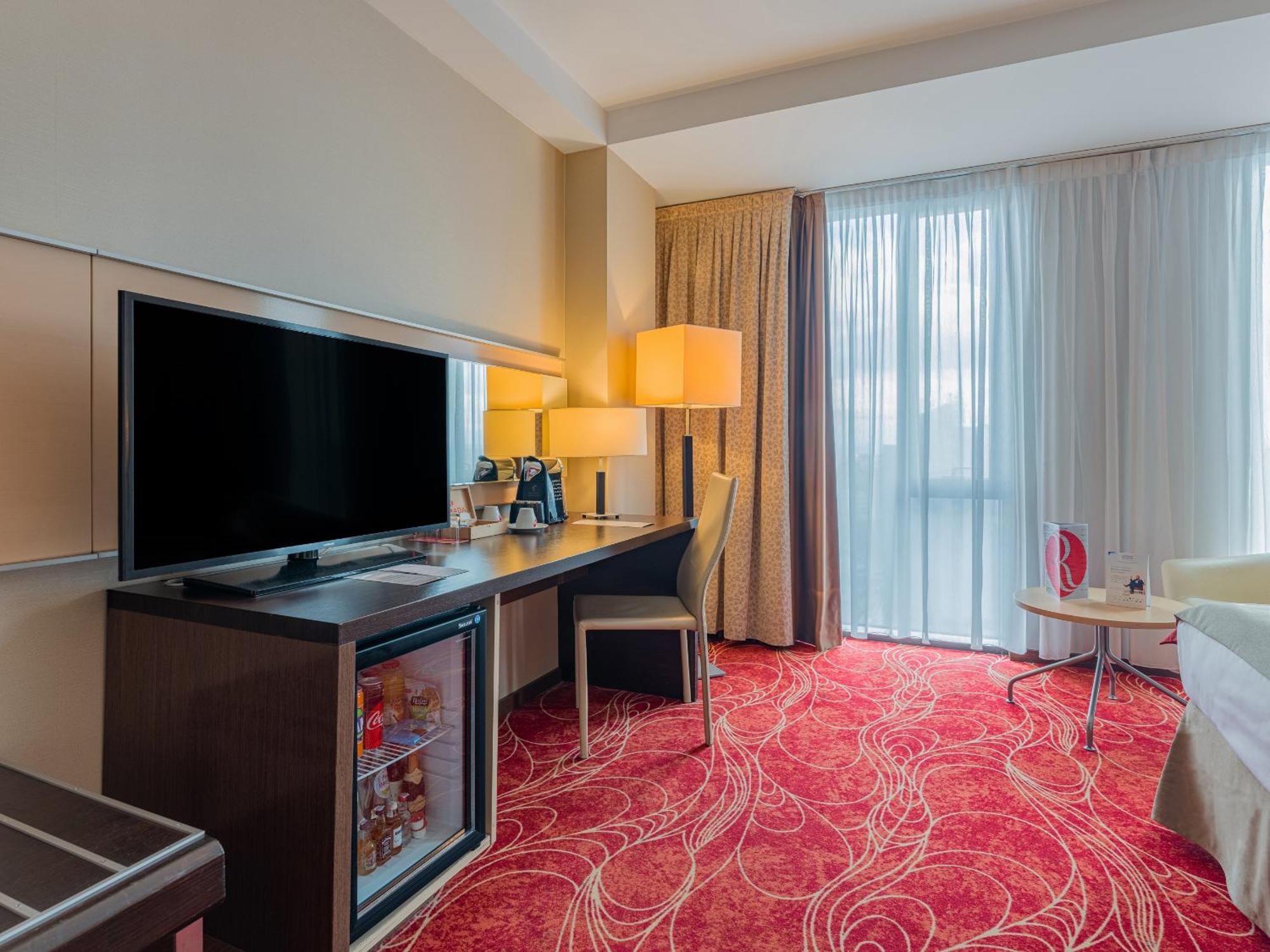 Executive King Room Non-Smoking
