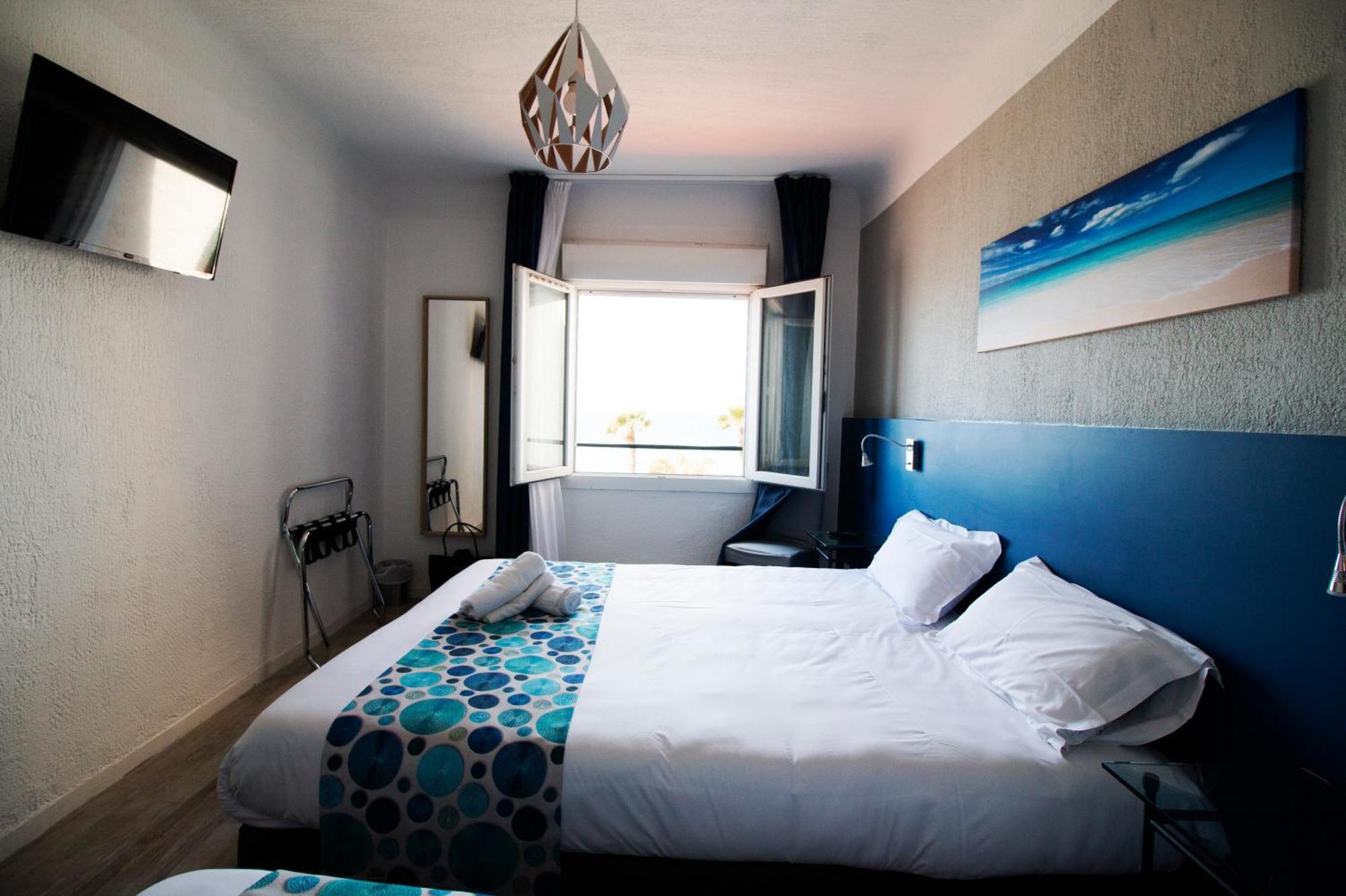 Triple Room,1445105938:JPEG