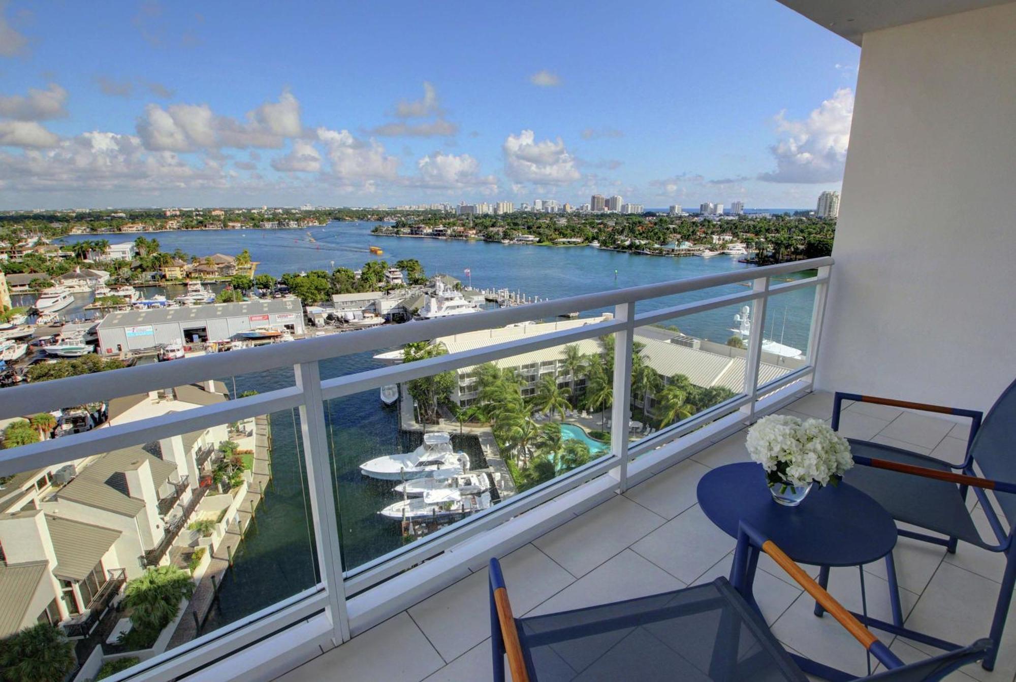 King Room Balcony Marina View,1552443511:JPEG