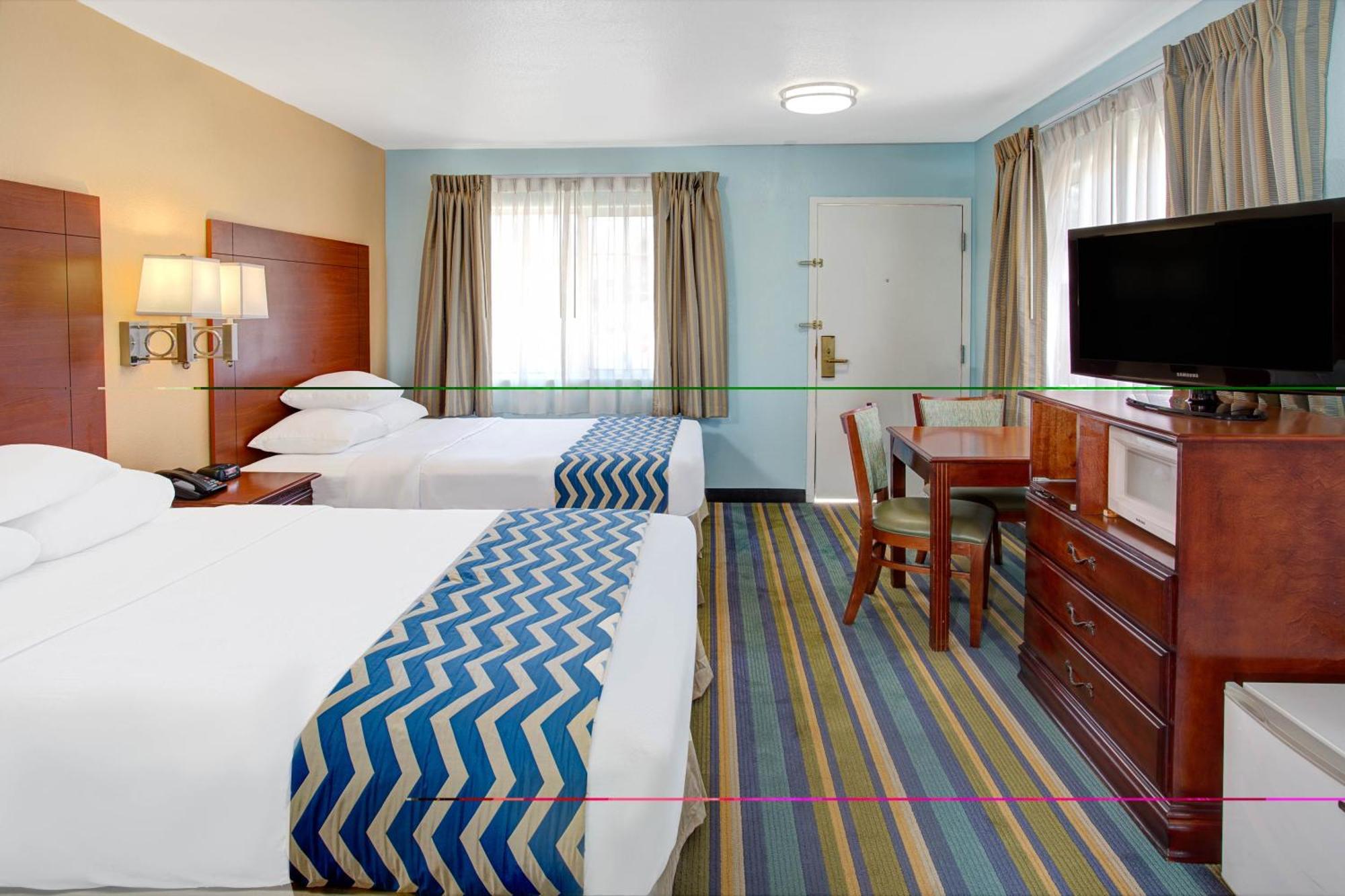 Queen Room Two Queen Beds Disability Access or Non-Smoking,1282362826:JPEG