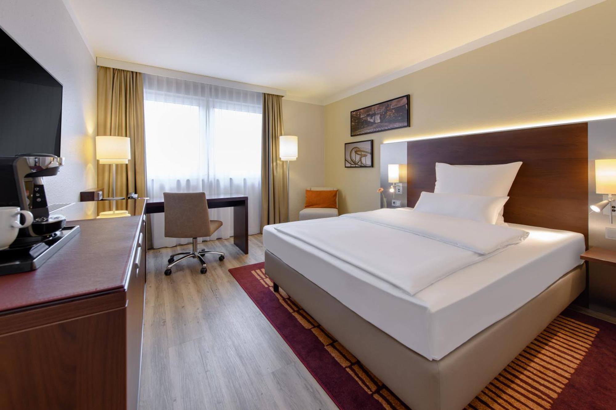Standard Double Room,1282371529:JPEG