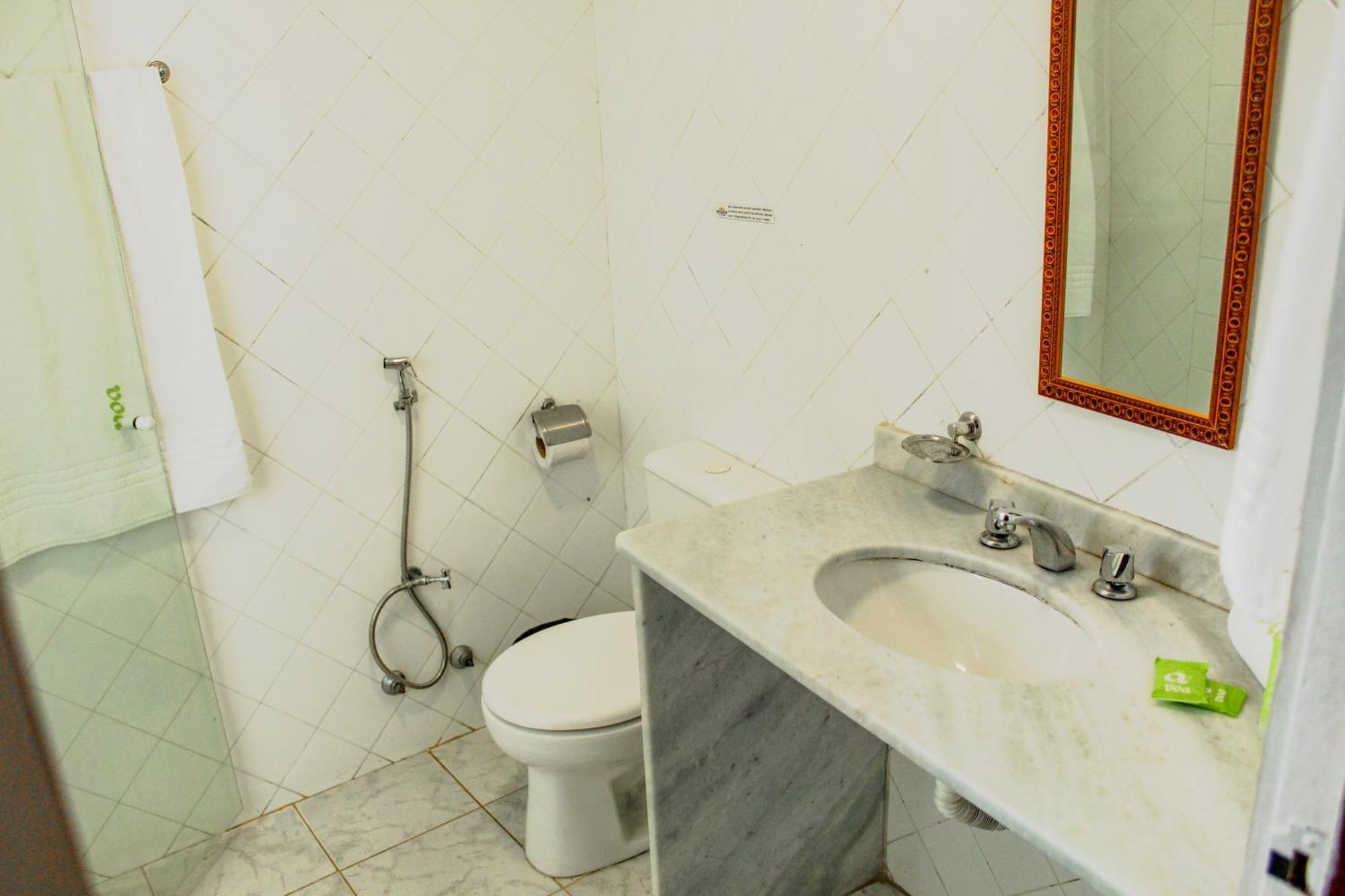 Standard Triple Room,1309495924:JPEG