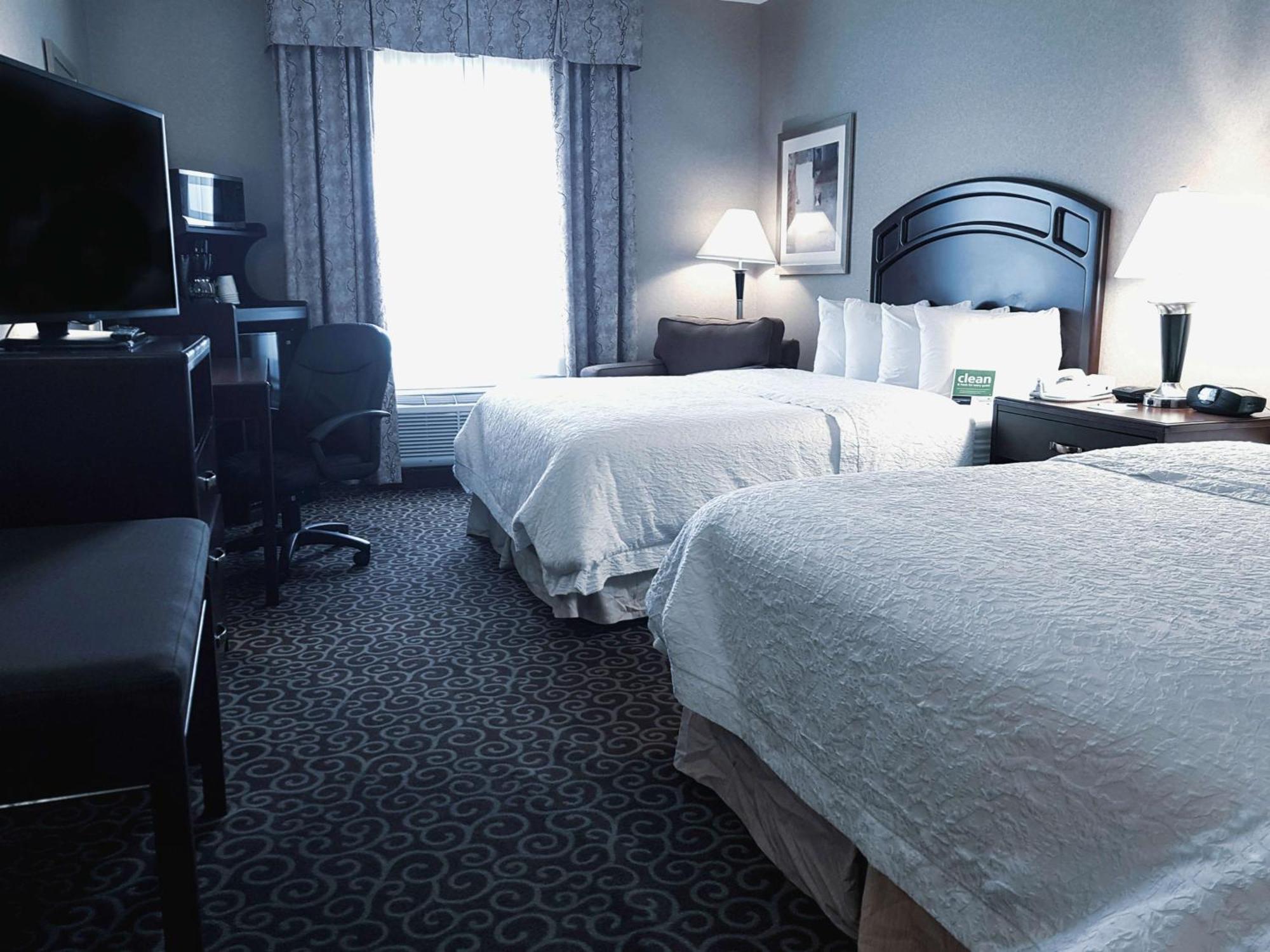 Room with Two Queen Beds - Non-Smoking