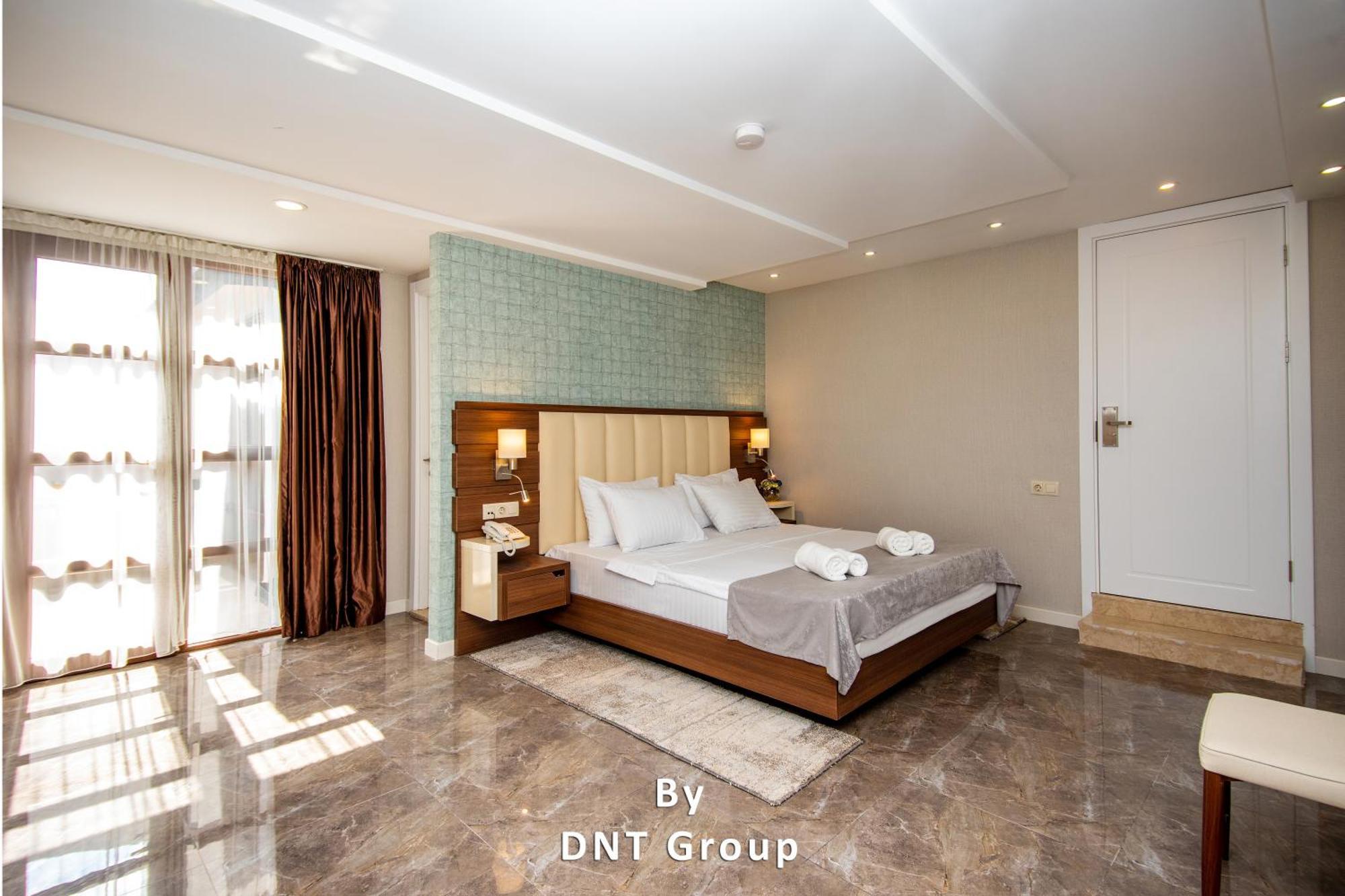 Studio Apartment Terrace,1283921467:JPEG