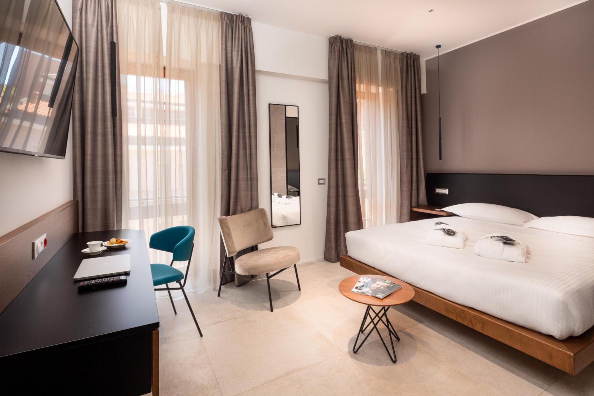 Double Room,1284379516:JPEG