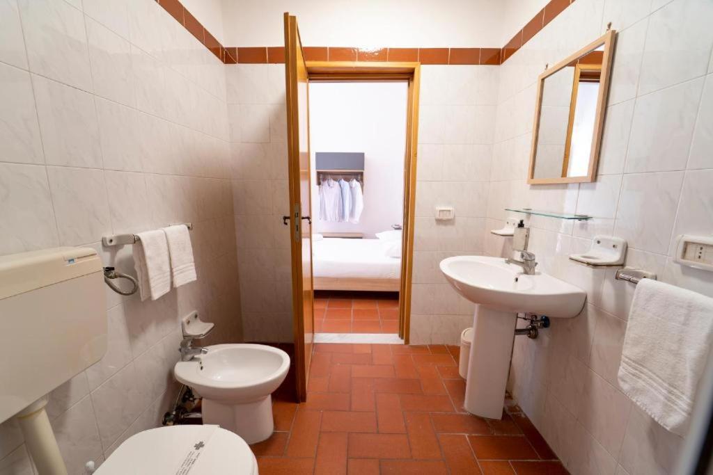 Budget Single Room