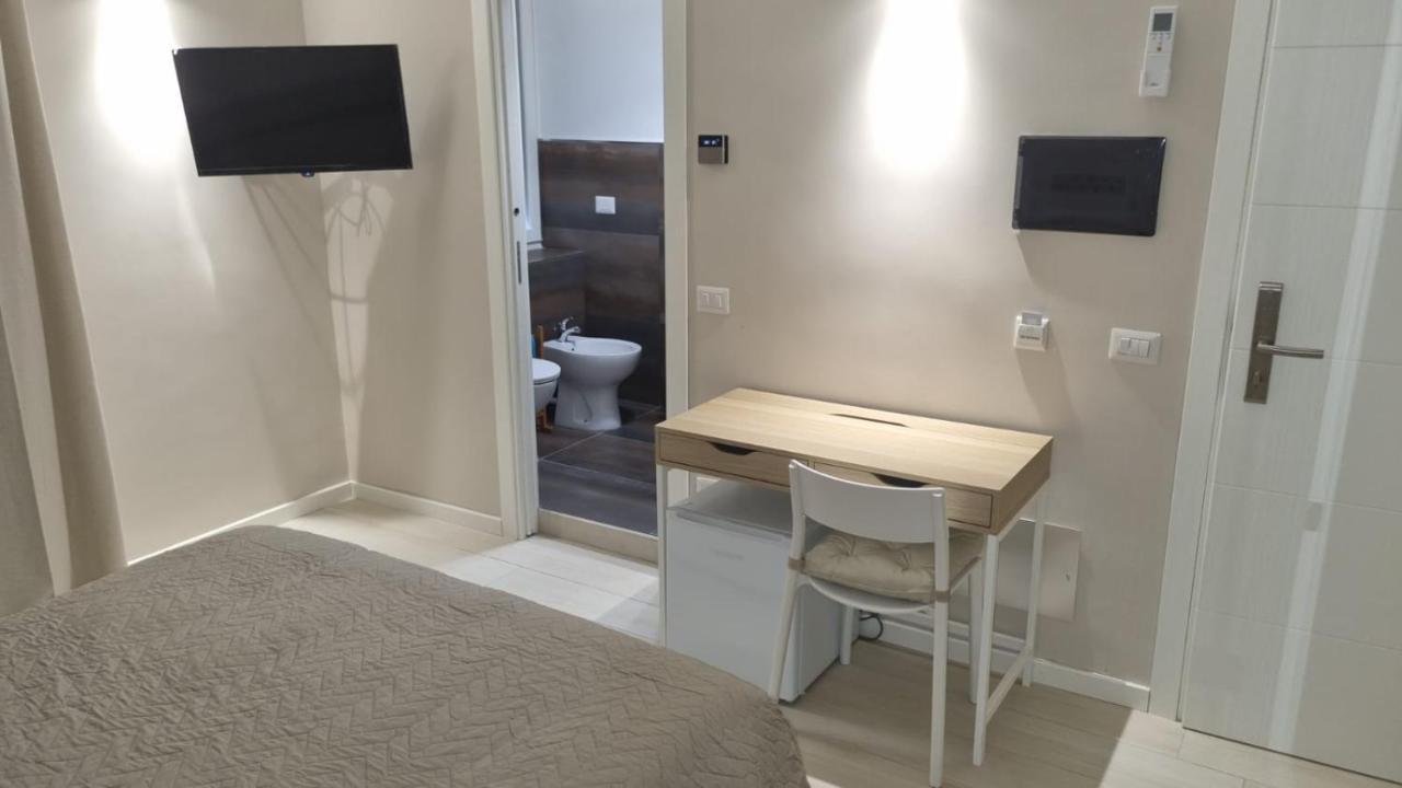 Double Room Private Bathroom,1296901948:JPEG