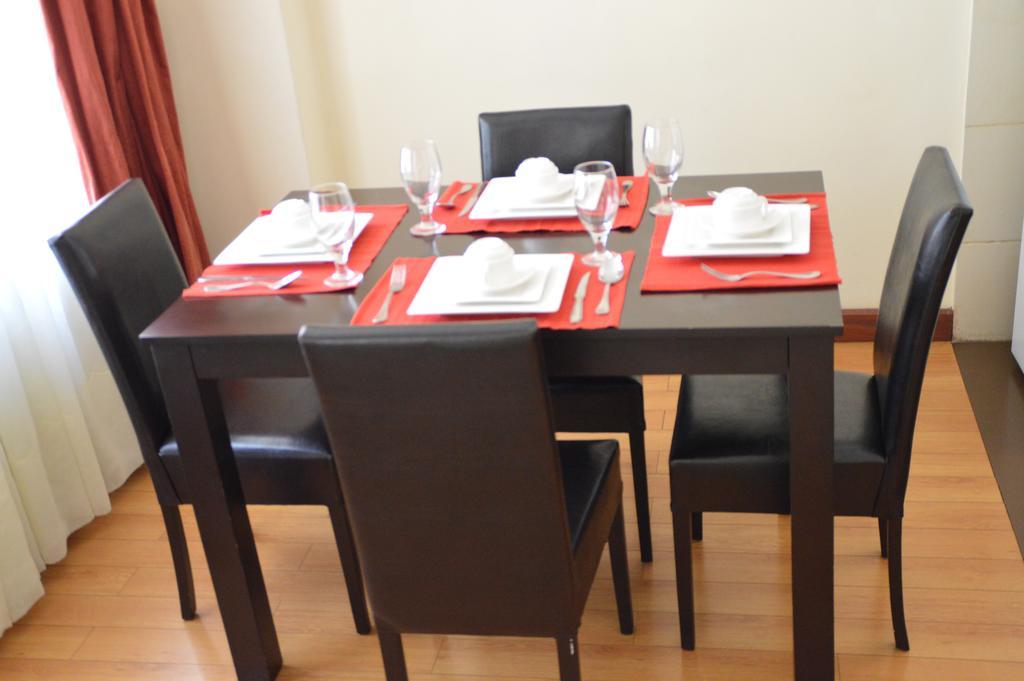 One-Bedroom Apartment with Private Kitchen and Balcony