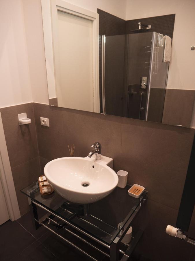 Double or Twin Room Private Bathroom