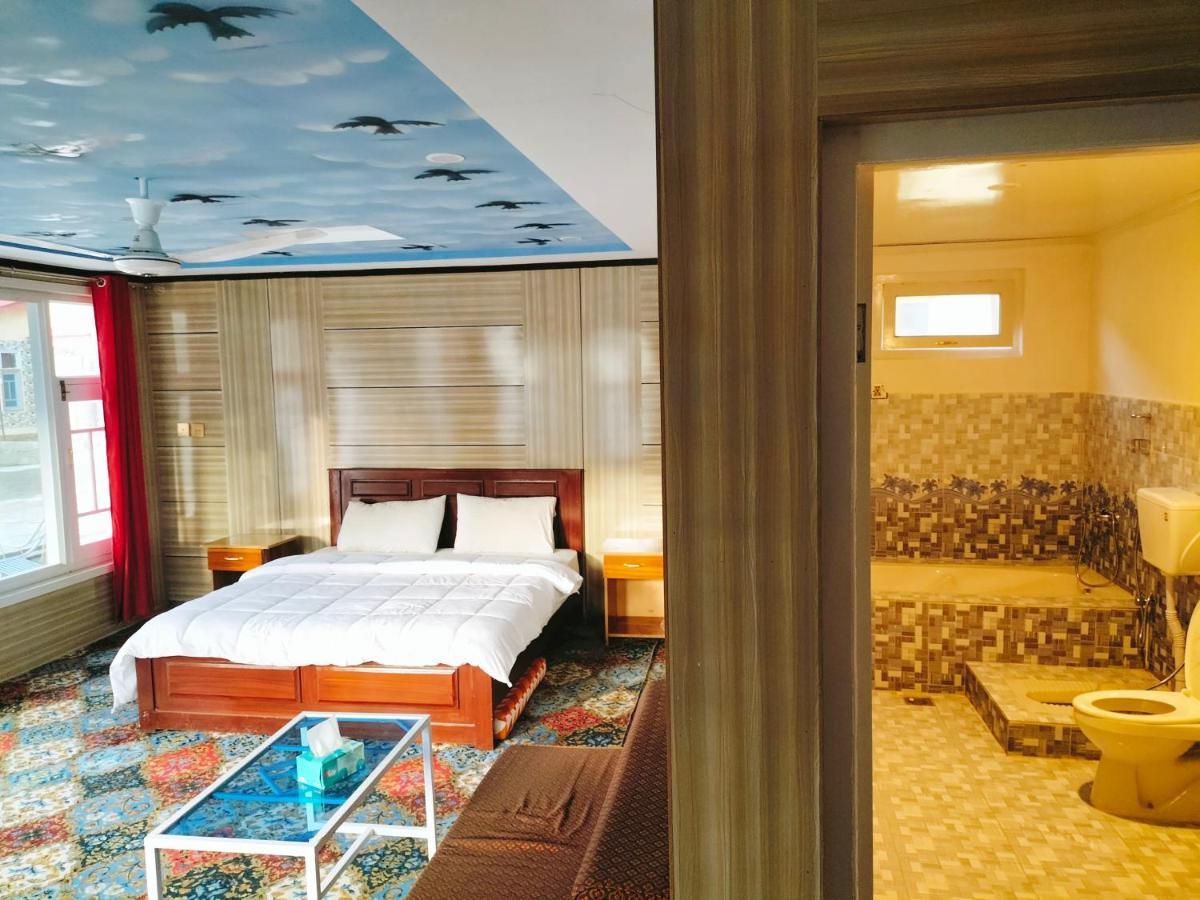 Double Room with Mountain View