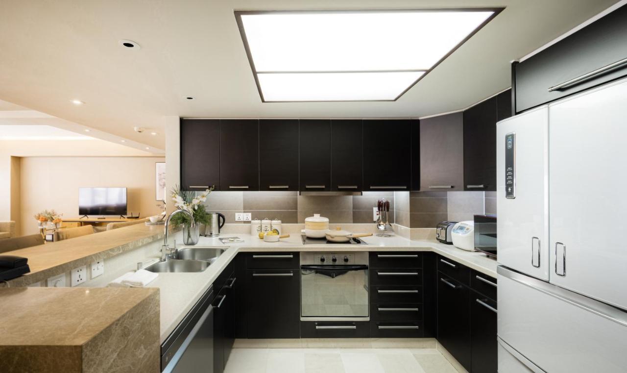 Deluxe Three-Bedroom ApartmentSet