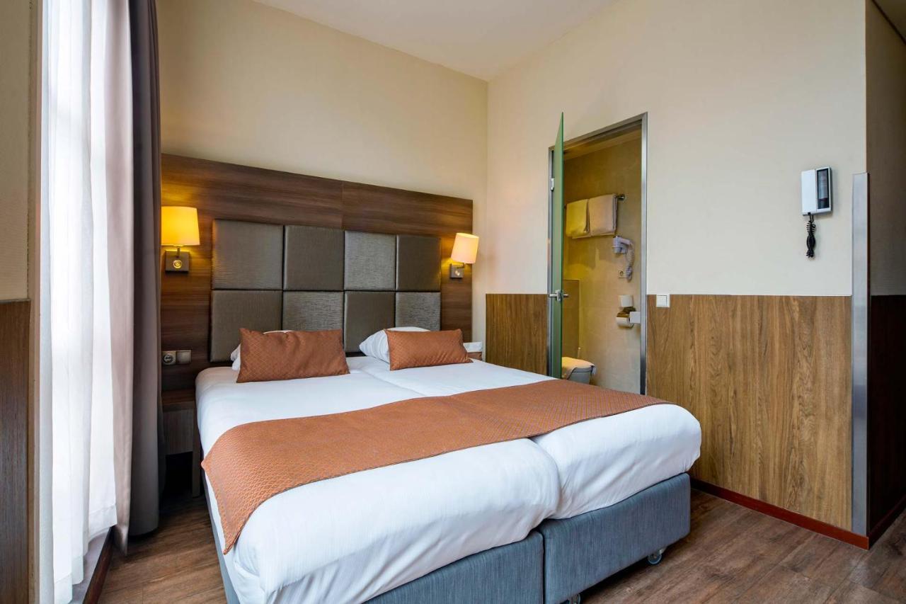 Classic Twin Room