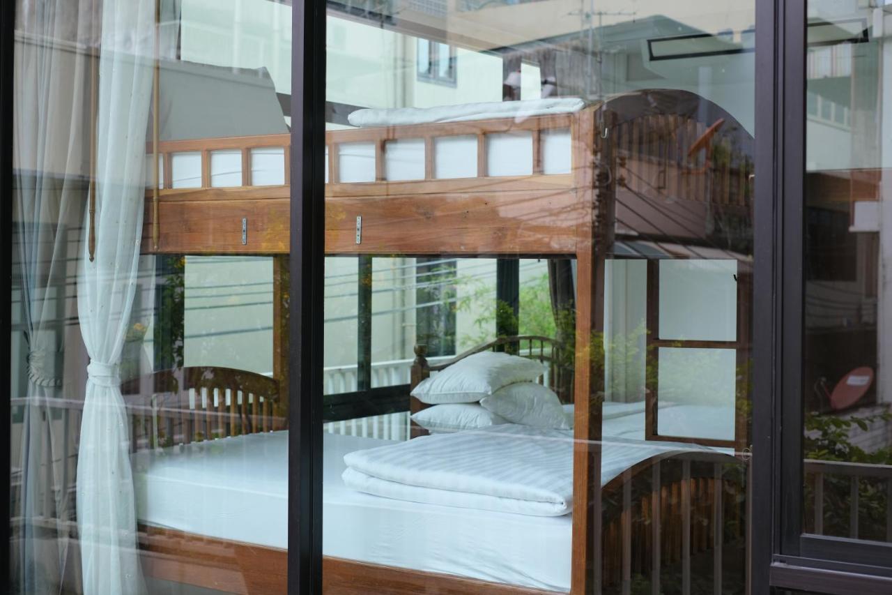 Superior Family Room with Shared Bathroom