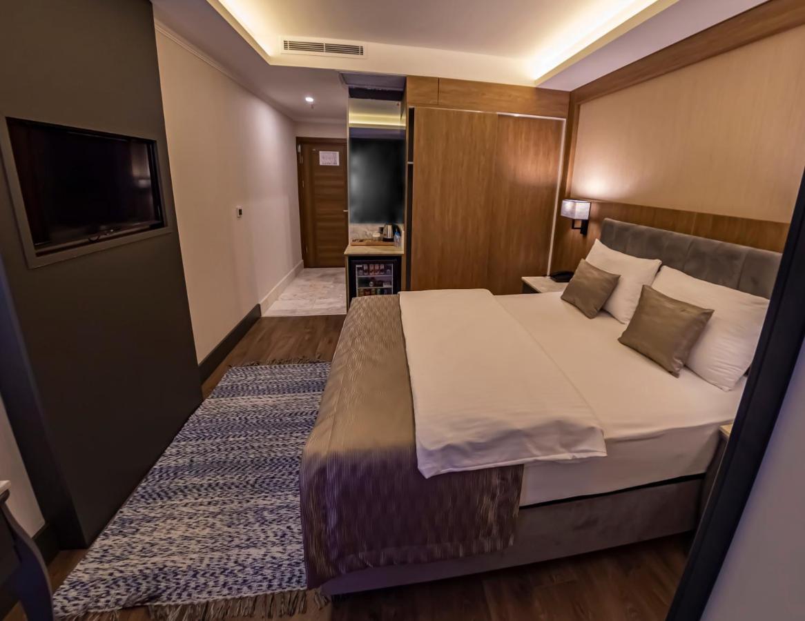 Double Room,1319280307:JPEG