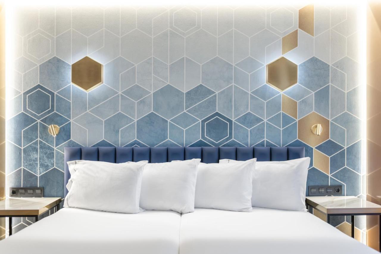 Double Room,1329660098:JPEG