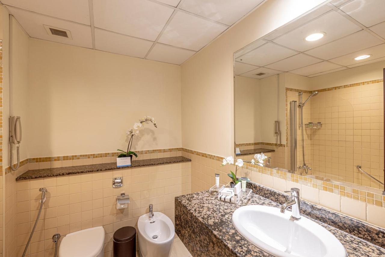One Bedroom Apartment Marina View on F&B Just Steps from JBR Beach,1329929666:JPEG