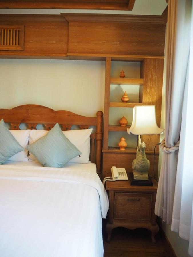 Lanna Room