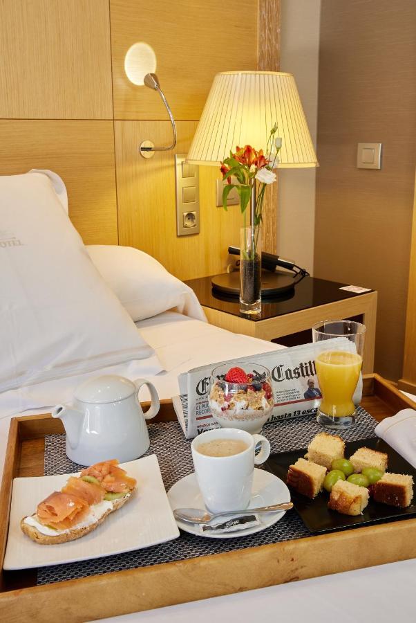 Premium Suite