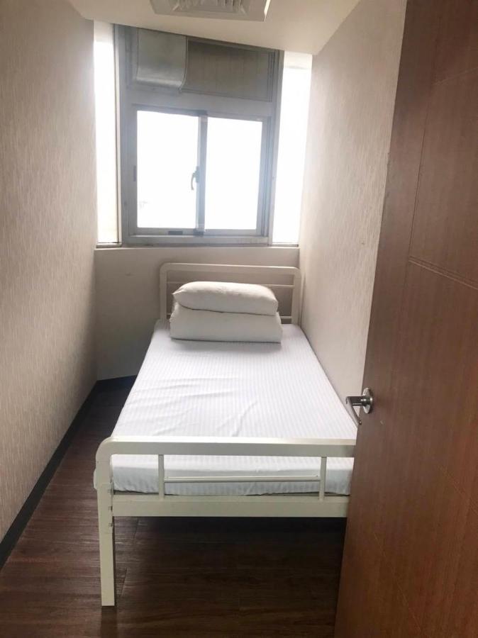 Mixed Dormitory Room
