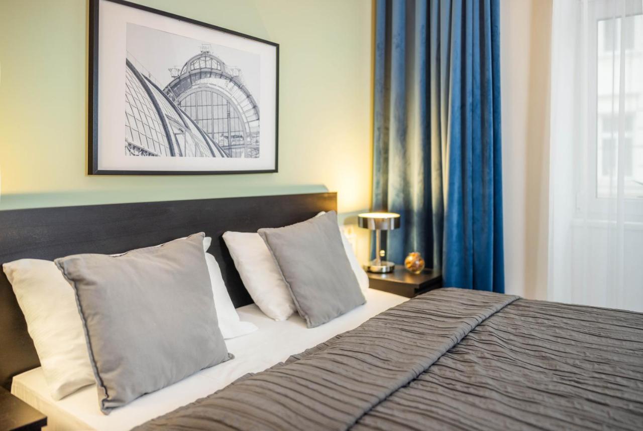 2-Bedroom Suite