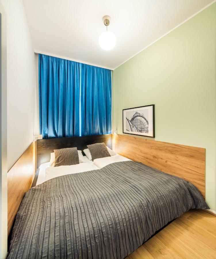 1-Bedroom Suite