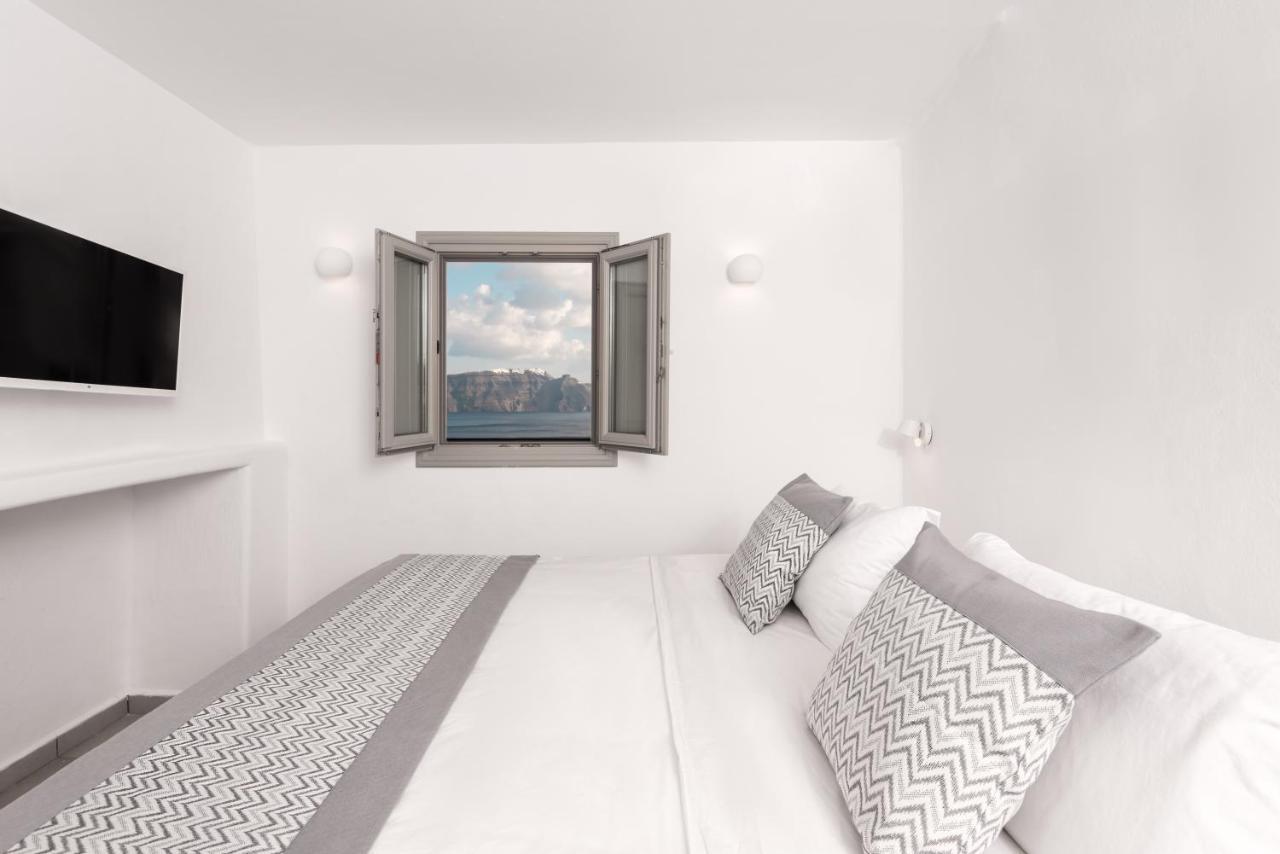 Petit Double Room Caldera & Sea View,1373717159:JPEG