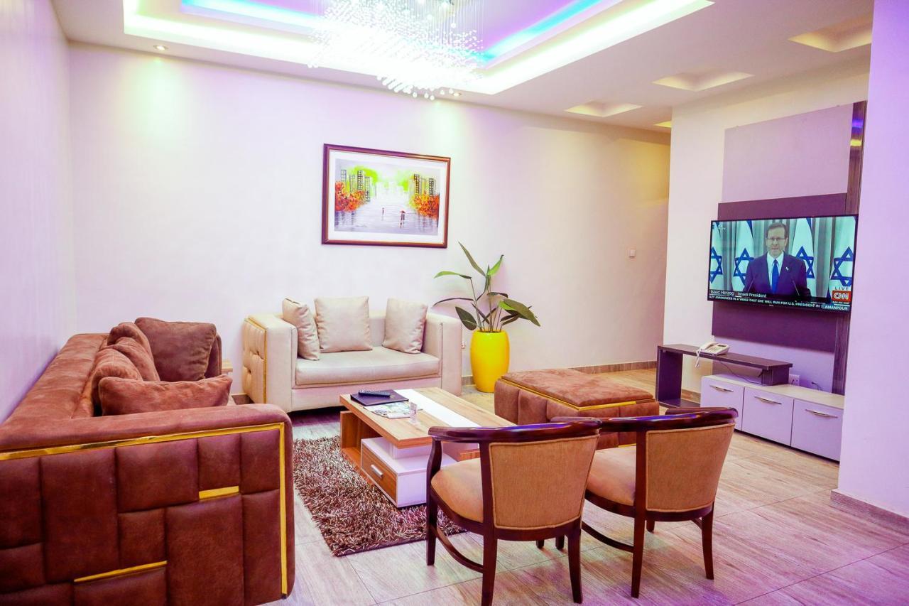Presidential Suite